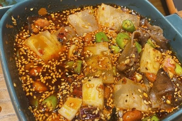 猪皮冻：美容养颜又强身，食用需谨慎这几类人