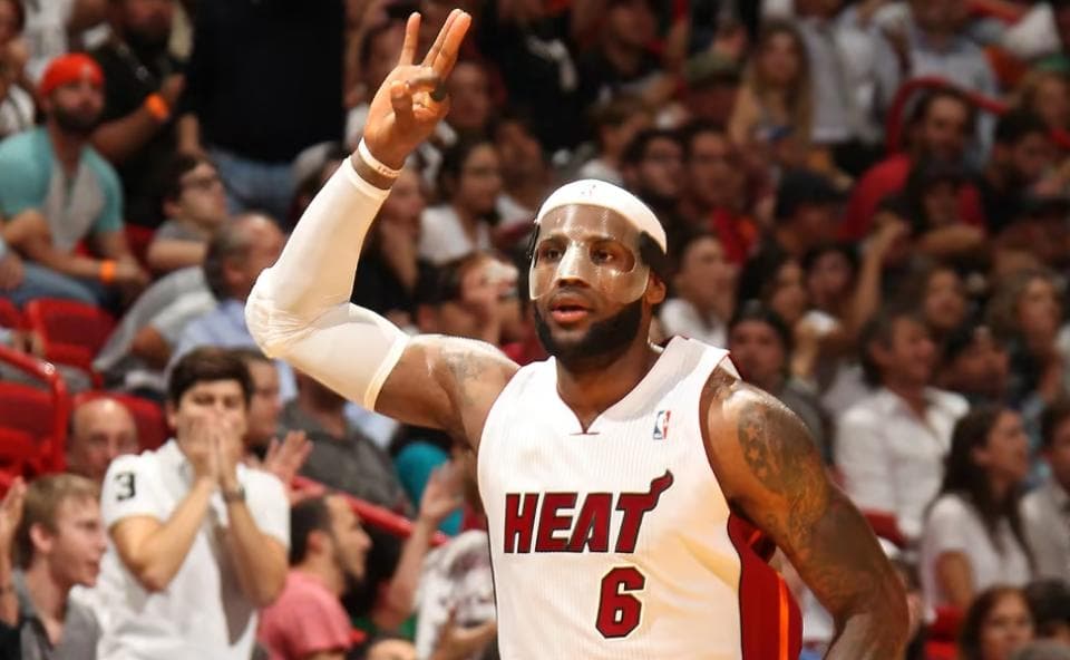 生涯4次轰下60+有多难？NBA仅5人做到，现役2人，利拉德超乔丹