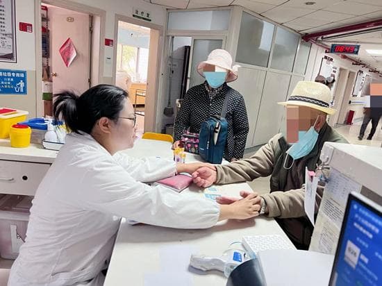 知“胖”才能健康 中西医专家谈肥胖的三把标尺和三道防线