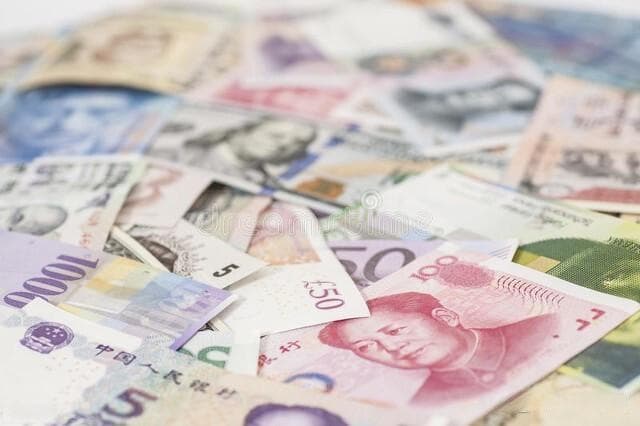 欧元兑人民币汇率再创新高！7.7元大关告破，出国旅游成本攀升