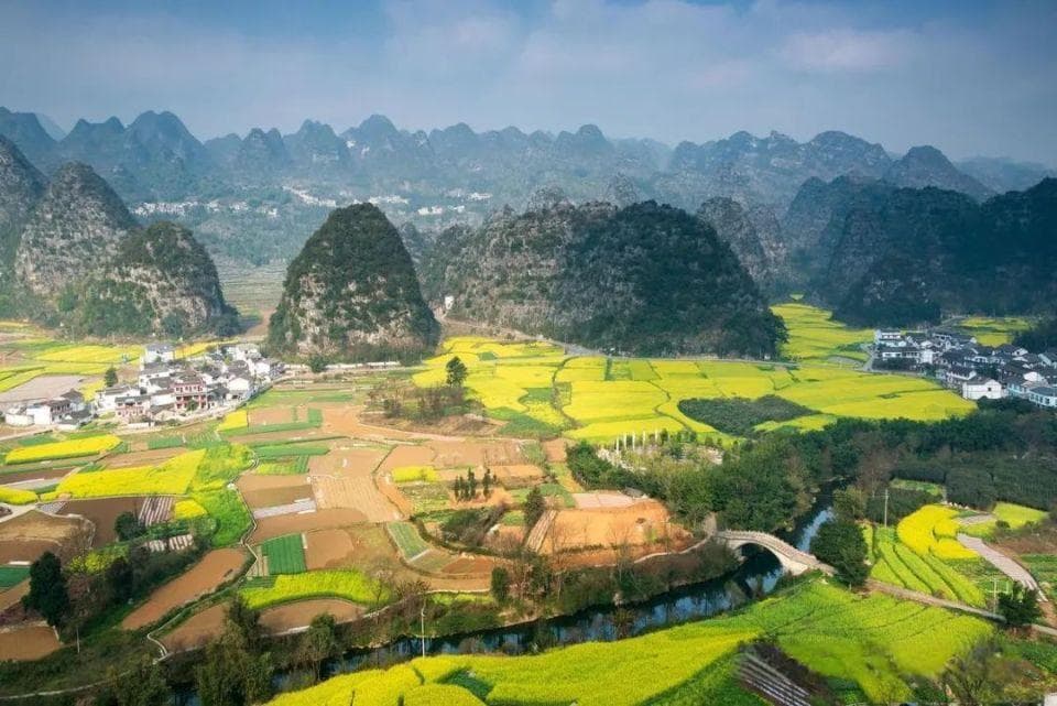 万峰林风景区在贵州哪里？惊世绝景！探秘中国喀斯特奇观—万峰林