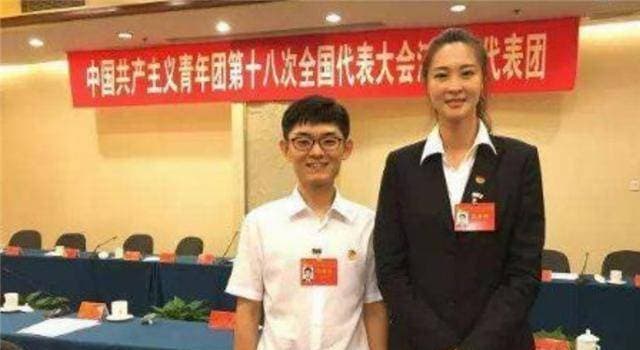 22岁天才科学家申怡飞：以科技创新助力中华崛起