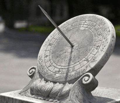 古代时间概念换做现在是多久 三更与五更，一炷香是多少