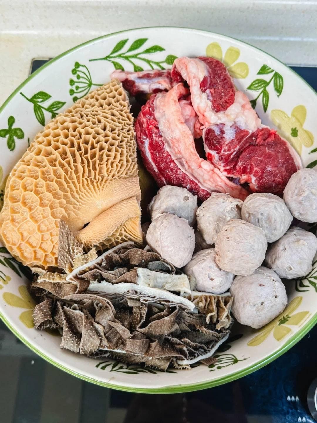 广式牛杂煲制作教程：经典粤菜的家常做法
