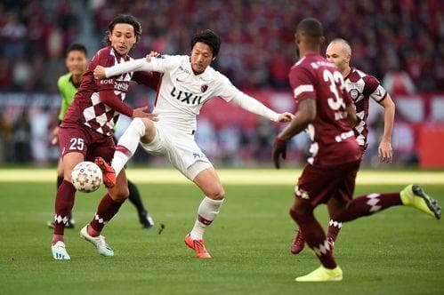 日职联强强对决：神户胜利船 VS 鹿岛鹿角