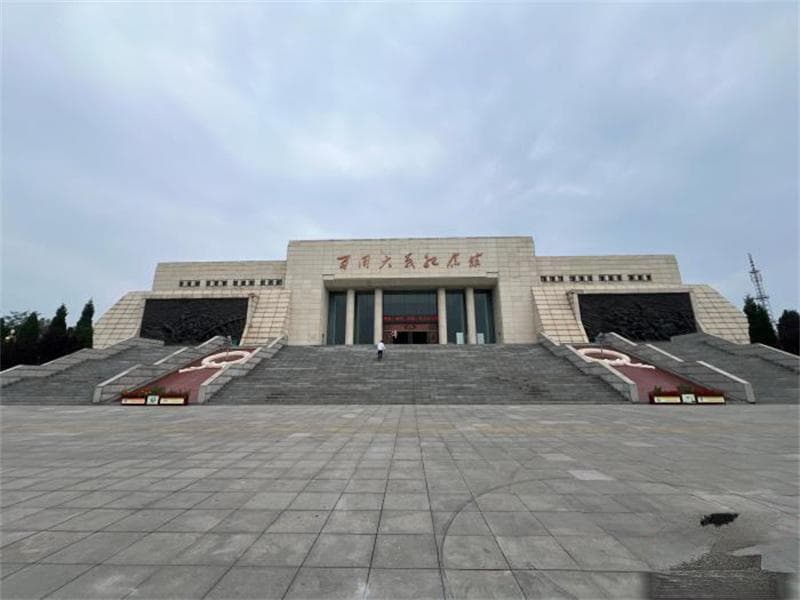 探访百团大战纪念馆：一截铁轨见证历史