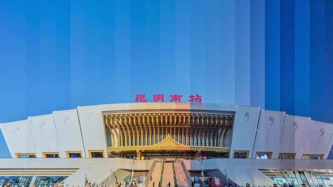 昆明至武汉高铁G1526次列车全程7小时12分钟，平均时速208公里