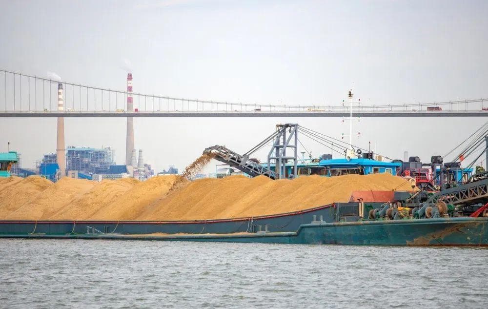 河砂总产量2400万吨，创造产值12亿元！看黄河采砂如何解决疏与堵的难题