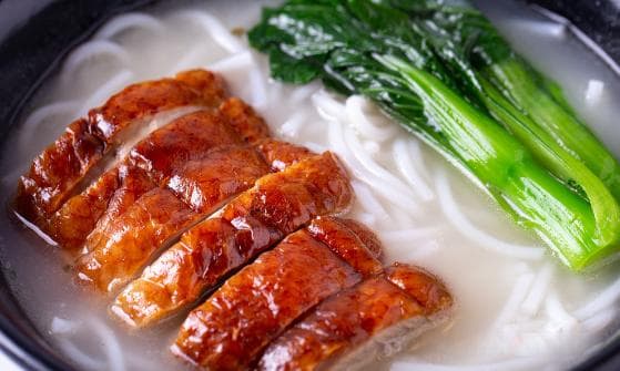东莞十大特色美食：从烧鹅濑粉到道滘肉丸粥