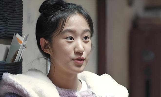 内娱审美严重降级：“丑女”与关系户霸屏