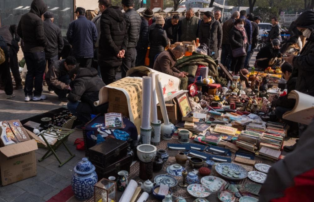 古玩市场捡漏指南：七大技巧助你淘到真宝