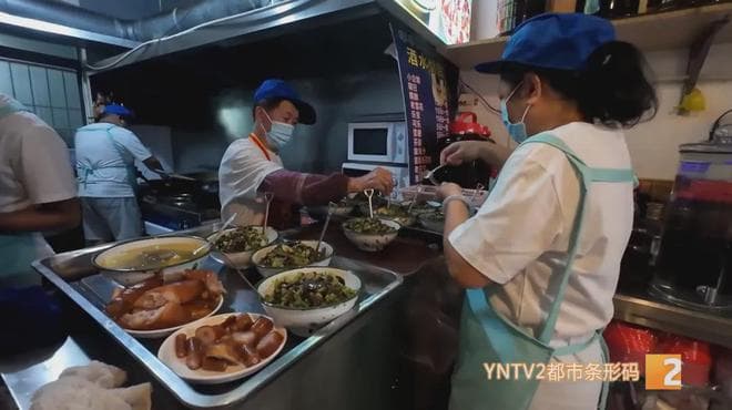色香味俱全！有人不远千里奔赴而来，只为吃到云南的独特美味