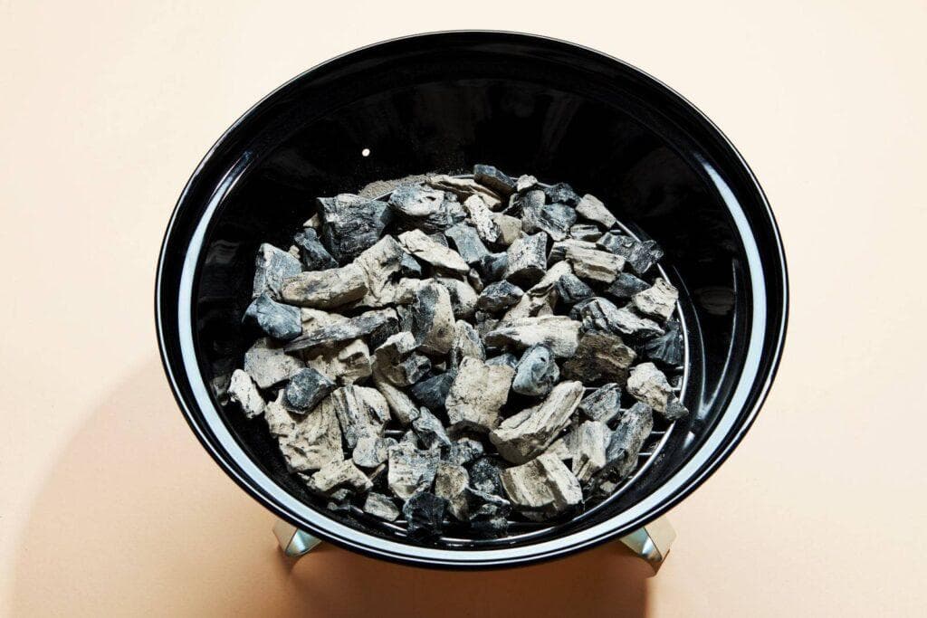 如何设置木炭烧烤炉以获得最佳效果