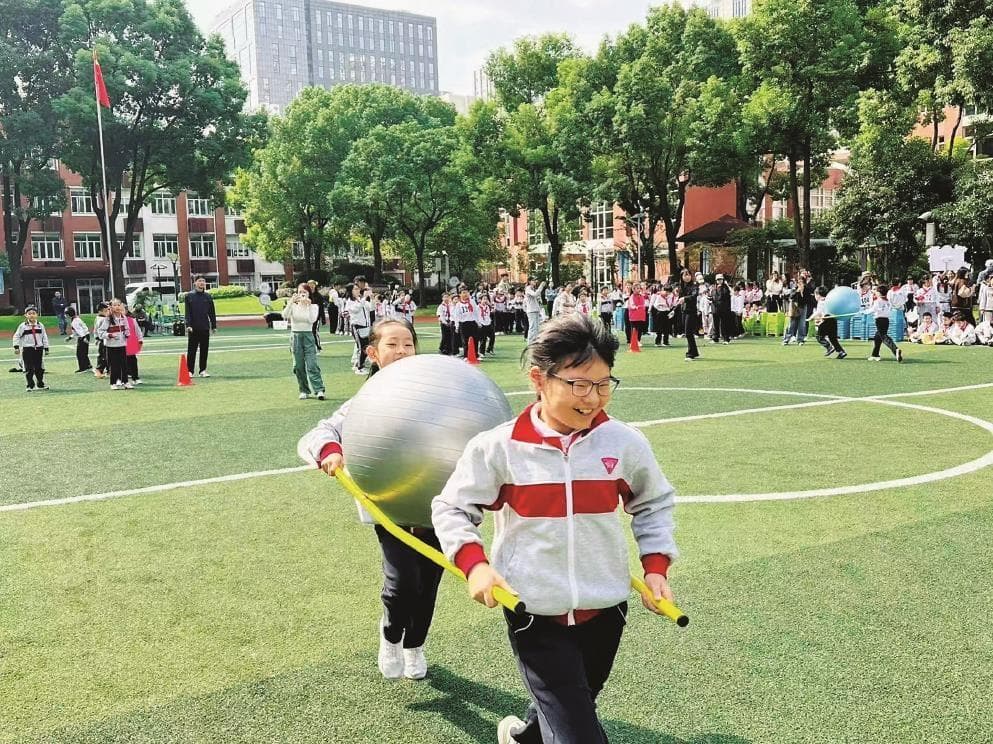 “双减”后上海中小学体育创新：从足球联赛到跳绳运动