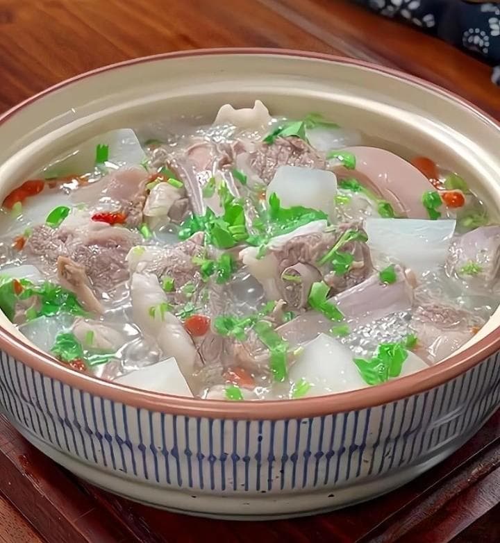冬至温情：一碗羊排萝卜汤的家的味道