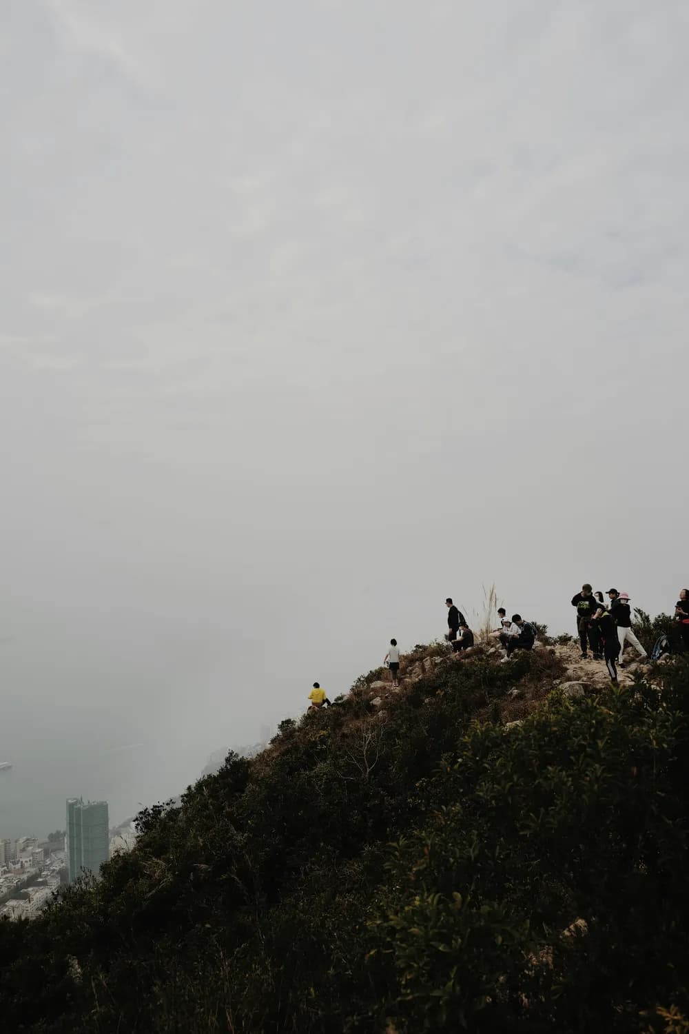 香港清明祭祖新趋势：提前拜山成潮流