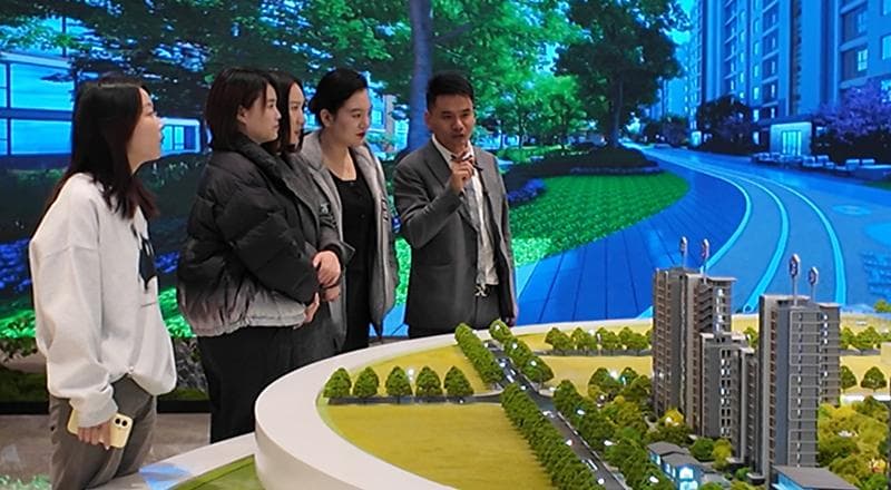 走进楼市现场 | 石家庄：市场交易持续活跃 楼市趋稳向“暖”