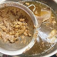 五香猪肝：传统美味的制作方法与烹饪技巧