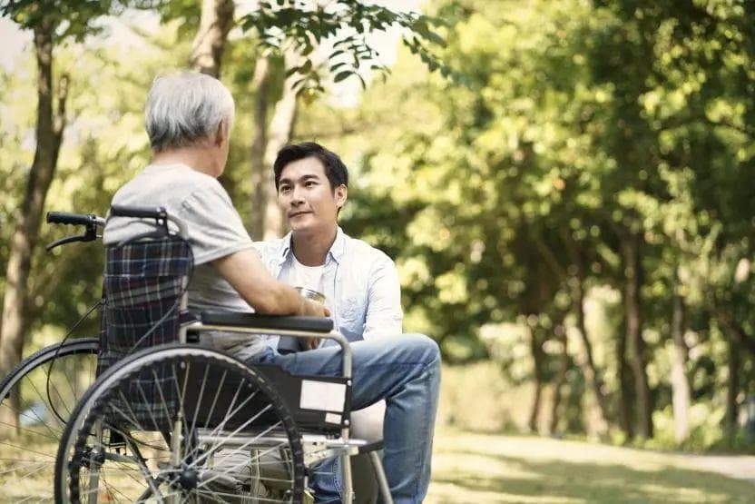 揭秘人类寿命极限：细胞分裂、端粒与永生之梦
