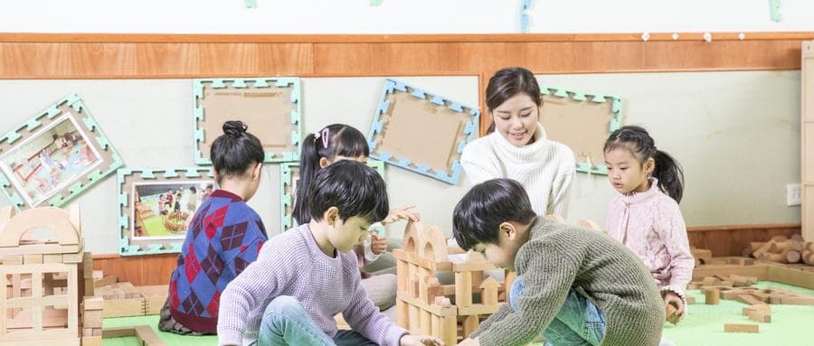 0-3月宝宝亲子早教游戏汇总