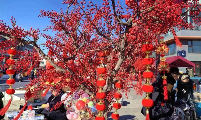 腊月十五是祈福日，提醒：1不去，2要做，吃3宝，蛇年为家人祈福