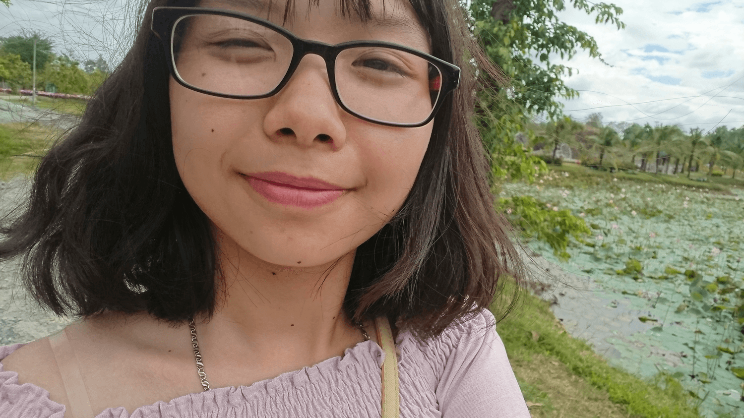 冯绍峰新恋情曝光，周麟嘉回应：这不是我？