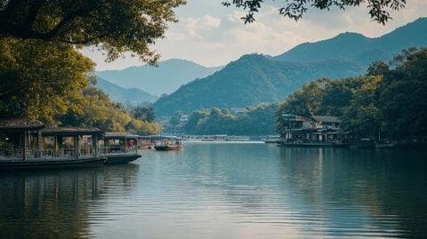 湖州太湖旅游度假区全攻略：从月亮湾到龙之梦乐园
