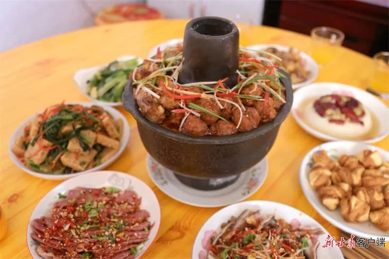 庆阳土暖锅：一道承载亲情与乡愁的传统美食