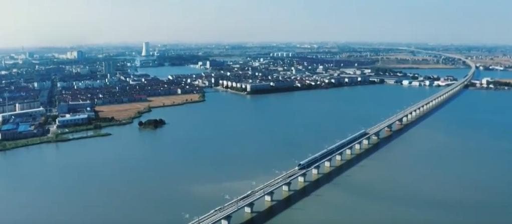 看春运里消费“新”趋势 感受中国经济发展澎湃活力