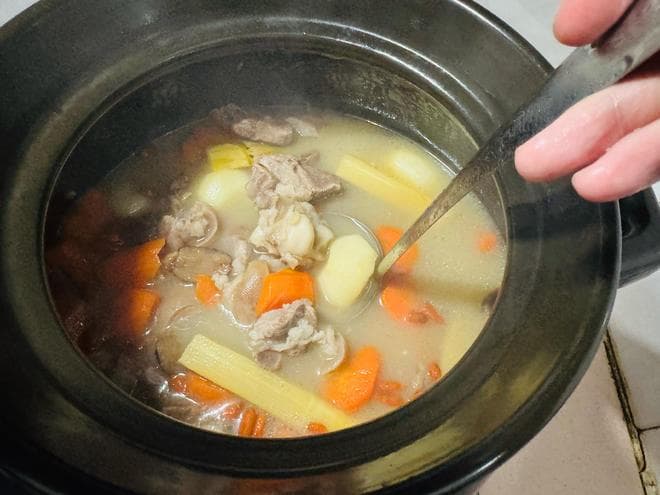 广式清汤羊肉煲：立冬进补正当时