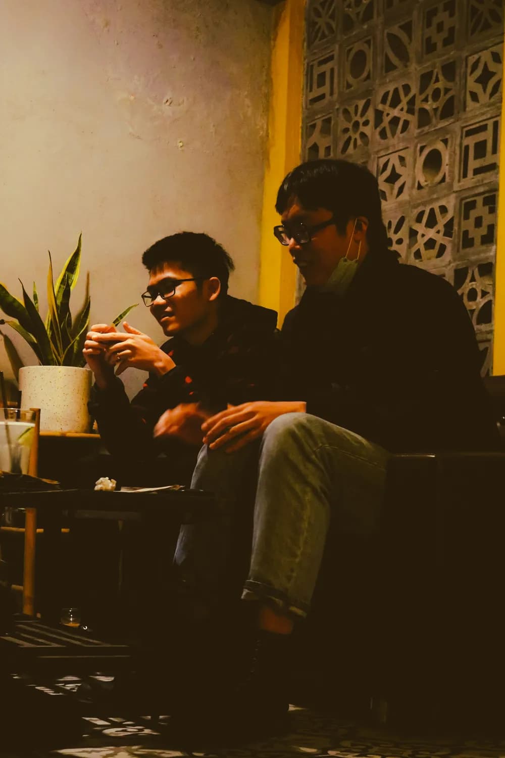 方文山新作《千里之外2.0》：现代语境下的古典情韵