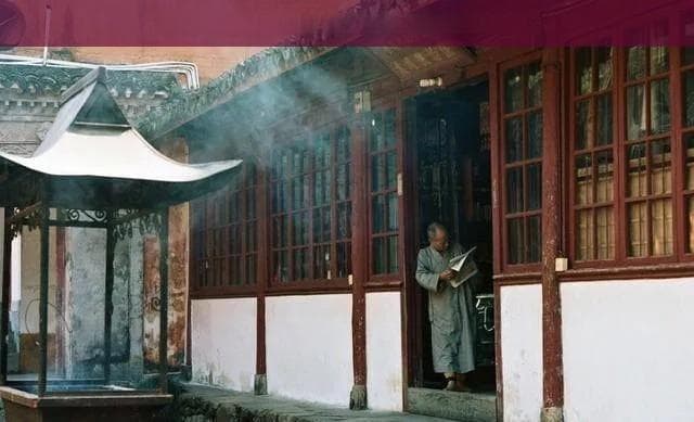 寺庙多元化经济战略，实现传承与盈利的双赢之路