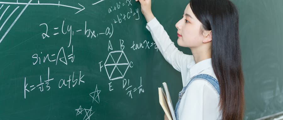 部属公费师范生和省属有什么区别？哪个好？能一起报吗？