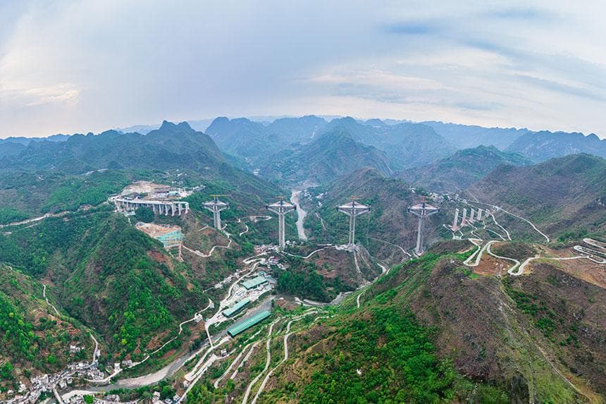 “一桥三工艺 ”，一座世界级山区大桥的创新探索