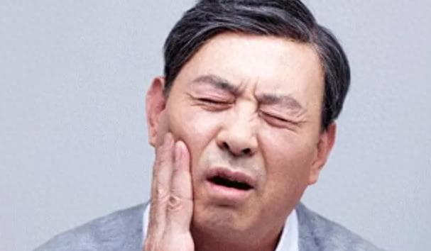 牙齿经常上火、牙龈发炎的人注意了！你们或已被心血管疾病盯上了
