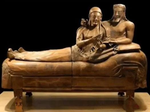 伊特鲁里亚文明：一个神秘而辉煌的古代文明