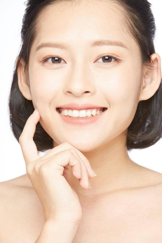 酒窝和梨涡：科学与文化的双重魅力
