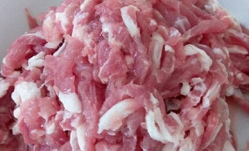 青椒炒肉的腌制技巧：让肉质鲜嫩爽口不粘锅