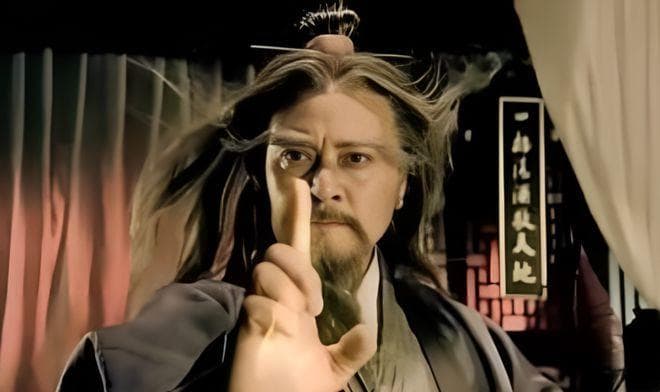 难怪王重阳天下无敌，你看他师父叫什么？别人练武，那人却在修仙