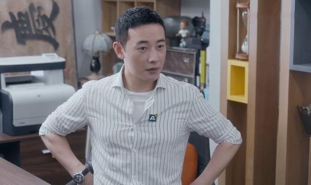 房似锦的悲剧：父母偏心的阴影