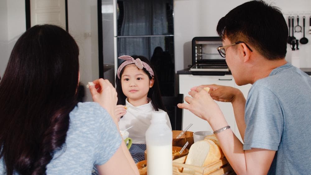 孩子讲极都唔肯听？父母必学三種有效沟通法