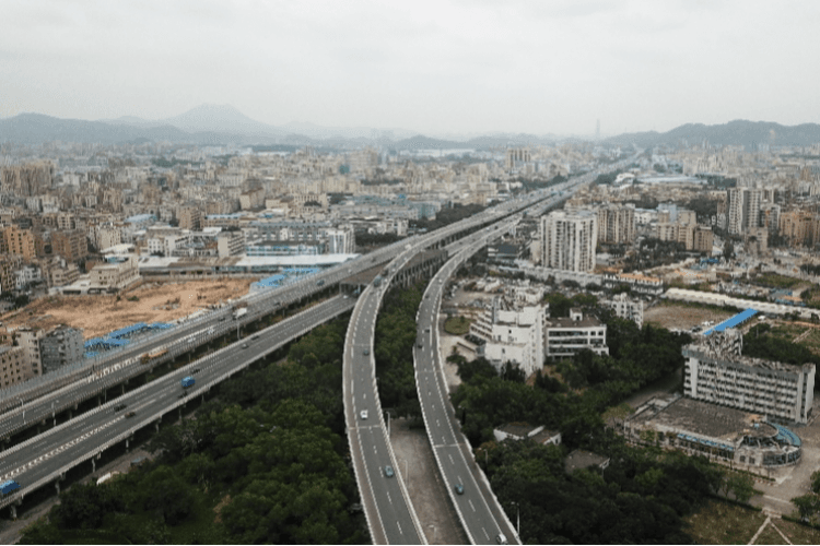 优化资金筹措分配，应对公路养护高峰
