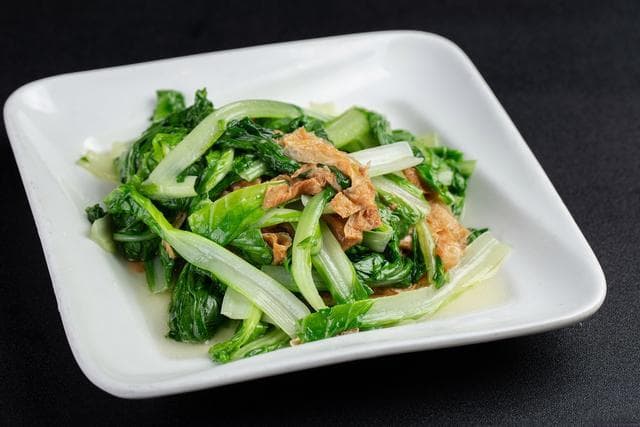 清炒与蒸煮：如何在烹饪中保留蔬菜营养