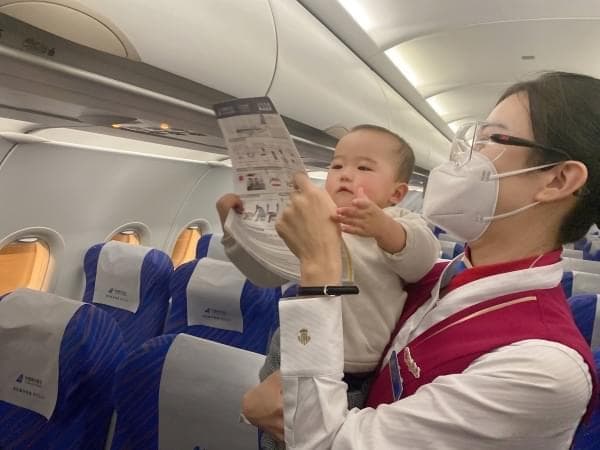 小孩没有上户口可以坐飞机买票吗