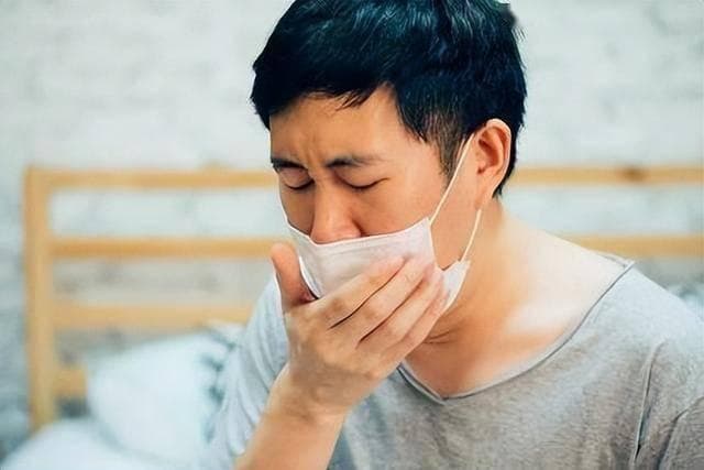 痰是肺病的信号？黑痰 、黄痰、白痰分别代表什么？来听医生怎么说