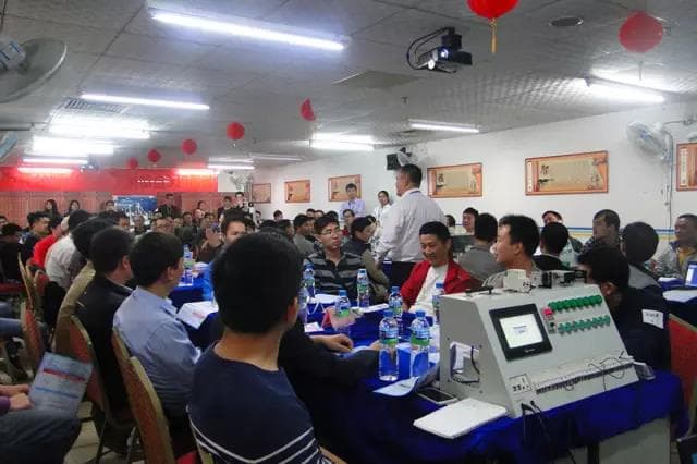 学习PLC与触摸屏仿真：了解基本概念和操作方法
