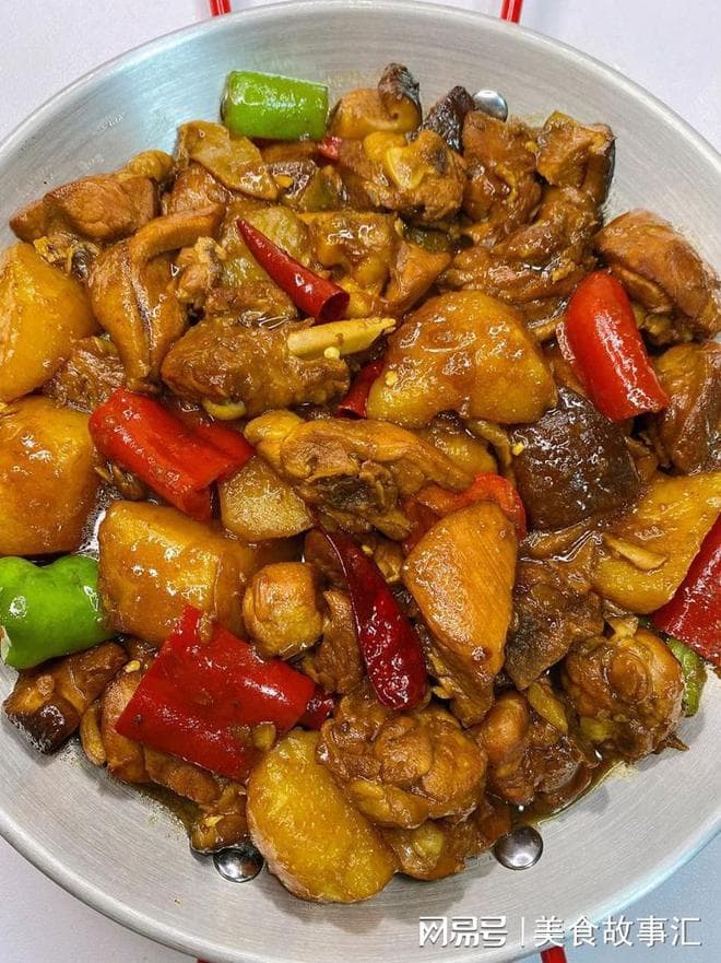 家常版黄焖鸡米饭，美味又方便