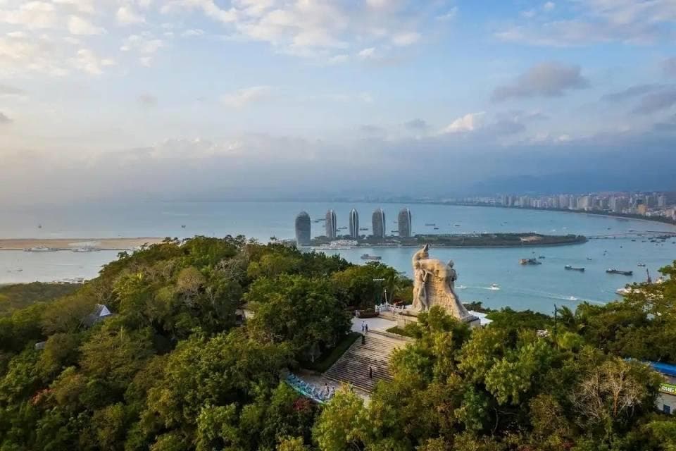 三亚旅游必去景点攻略
