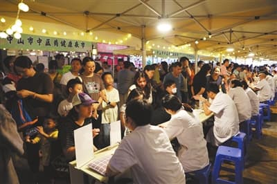 中医药夜市凭啥火起来？