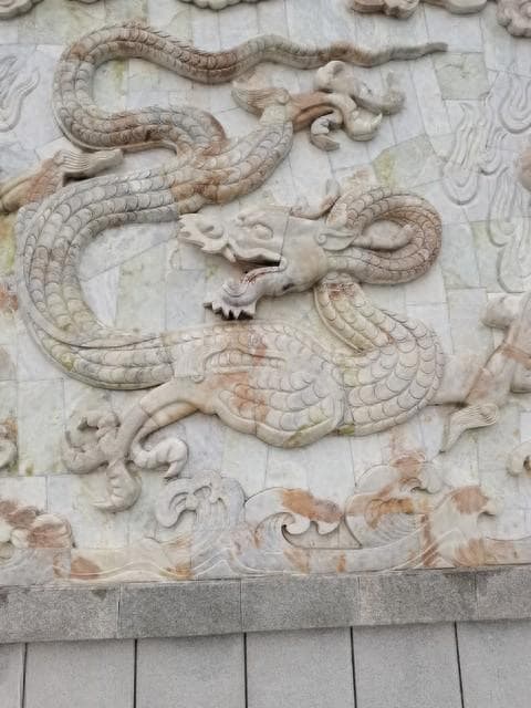 龙的足迹：从史前到现代，中国龙文化的千年之旅
